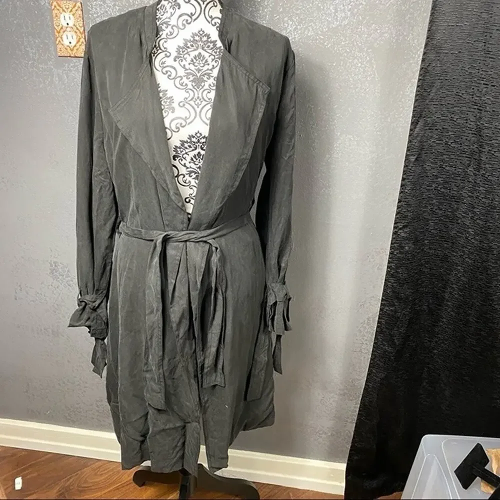 Splendid Sandwash Twill Drape Trench Coat. Black. Knee length.  Tie waist - Picture 4 of 12